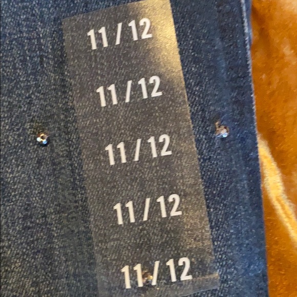 Cute girls Abercrombie jeans. Size 11/12 - Picture 3 of 7